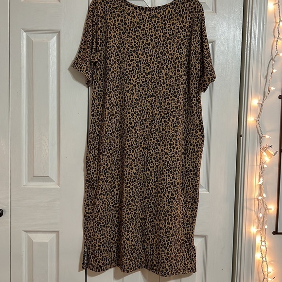 Zenana Leopard/Cheetah Dress, No Size Tag - Picture 4 of 4